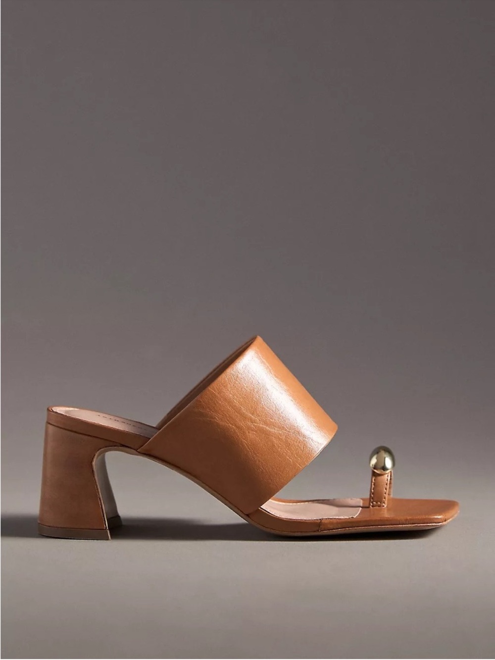 NWOB Anthropologie Tan Leather Block Heel Toe-Ring Slides with Gold Accents - Picture 10 of 10